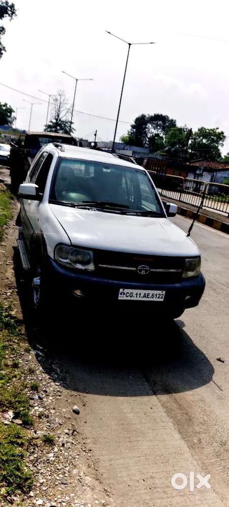 Tata Safari 2015 Diesel 102555 Km Driven