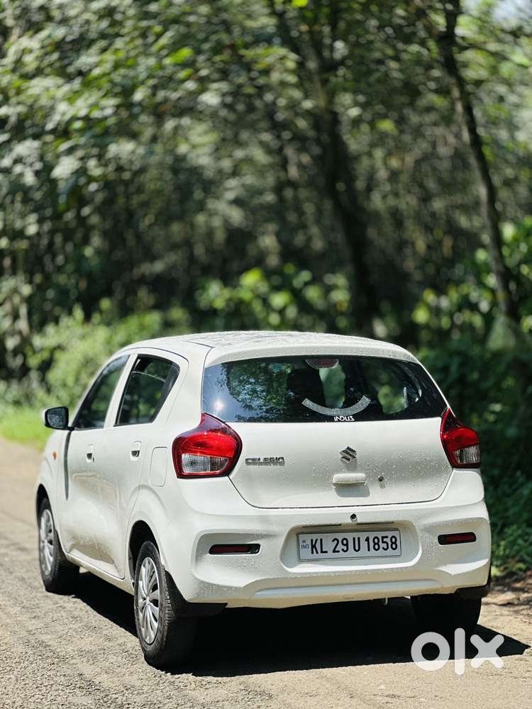 Maruti Suzuki Celerio 1.0 Vxi Amt, 2022, Petrol