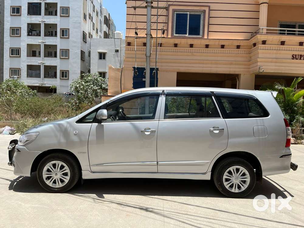 Toyota Innova 2.5 G (diesel) 8 Seater, 2014, Diesel