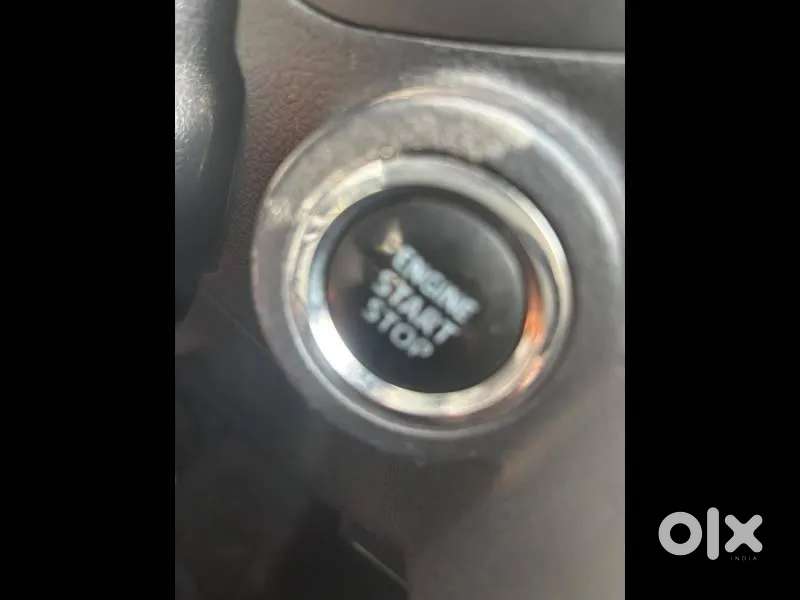 Toyota Innova Crysta 2.4 V 7 Str, 2016, Diesel