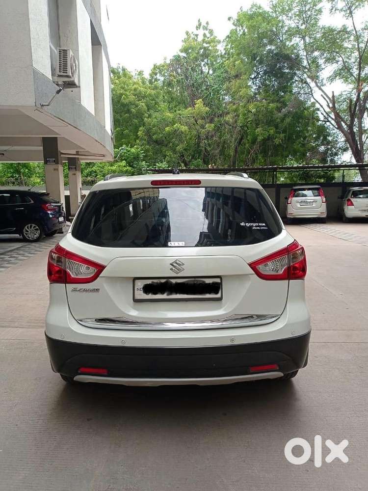 Maruti Suzuki S-cross 2017 Diesel Well Maintained