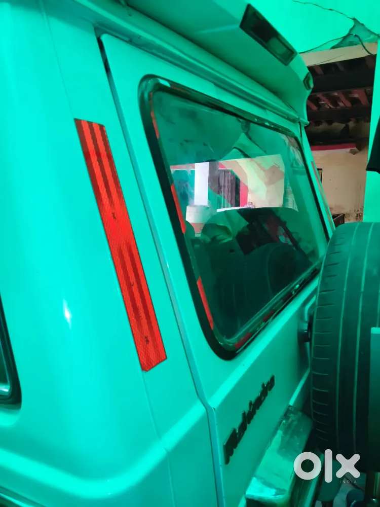 Mahindra Bolero Power 2013