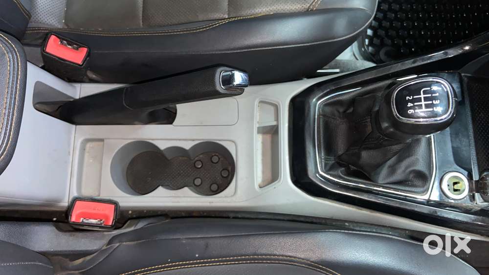 Skoda Kushaq 1.0 Tsi Style, 2022, Petrol