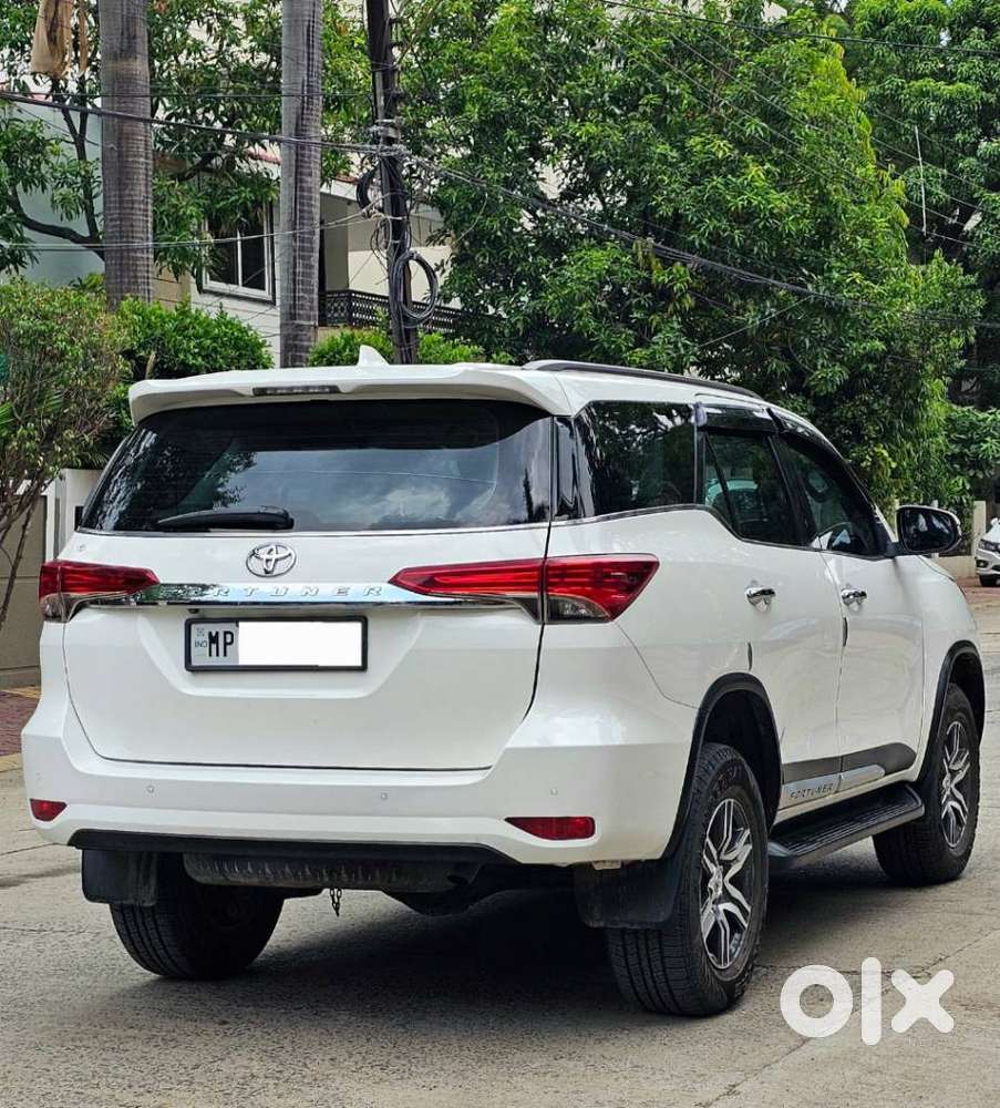 Toyota Fortuner 4x2 At 2.8 Diesel, 2020, Diesel