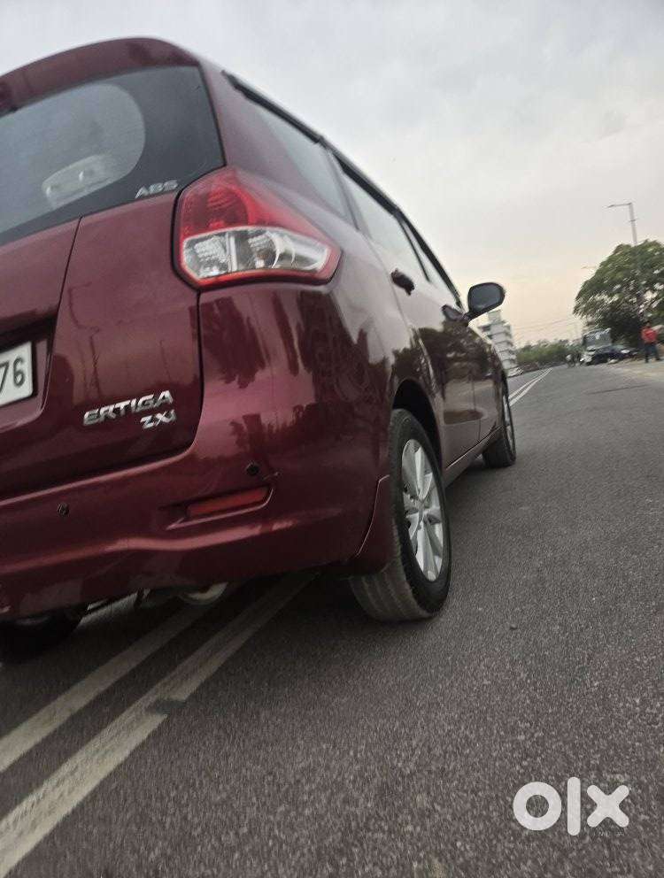 Maruti Suzuki Ertiga 1.5 Zxi Plus, 2012, Petrol