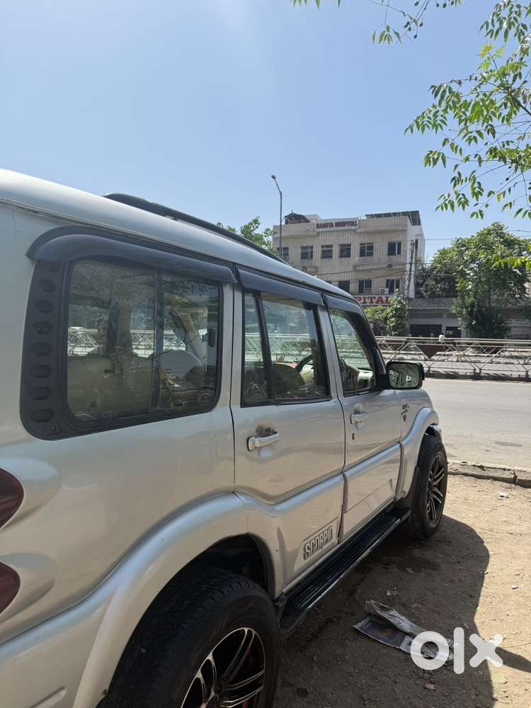 Mahindra Scorpio Classic 2007