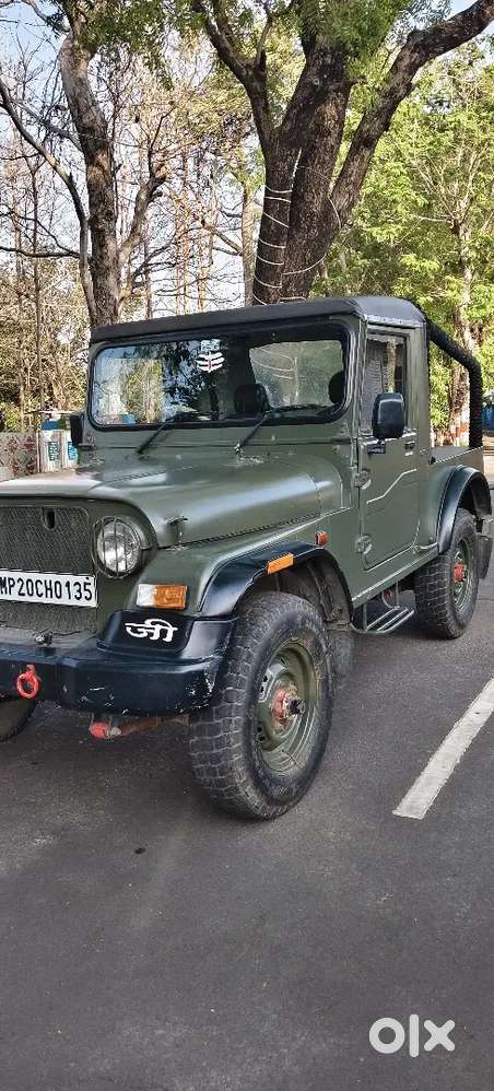 Mahindra Jeep With 5 Extra Tyre, Rear Two Extra Seat And Rear Roof