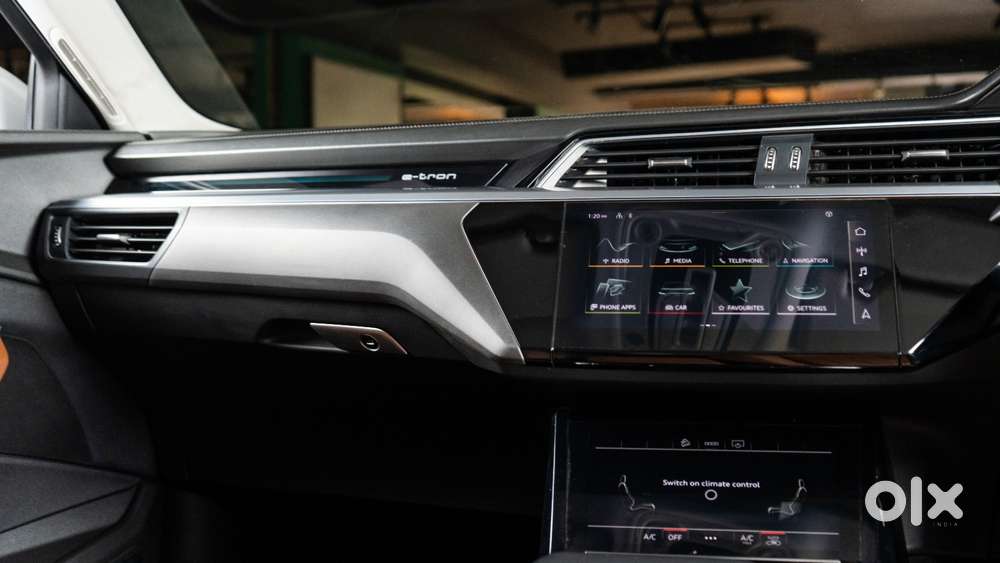 Audi E-tron 55, 2021, Electric