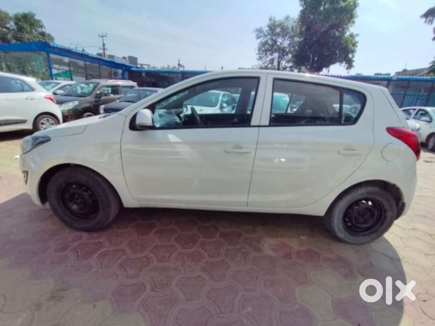 Hyundai I20 Magna 1.2 Mt, 2014, Petrol