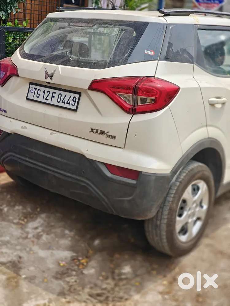 Mahindra Xuv300 2023 Petrol 55000 Km Driven.avoid Car 24 Spine