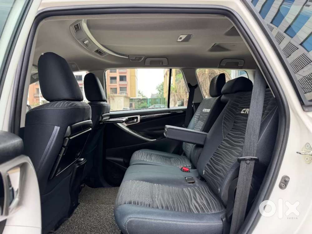Toyota Innova Crysta [2020-ongoing] 2.4 Vx 8 Str, 2022, Diesel