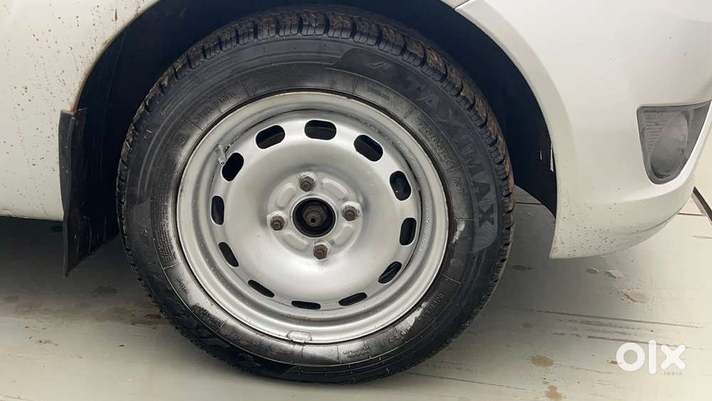 Ford Figo Diesel Lxi, 2012, Petrol