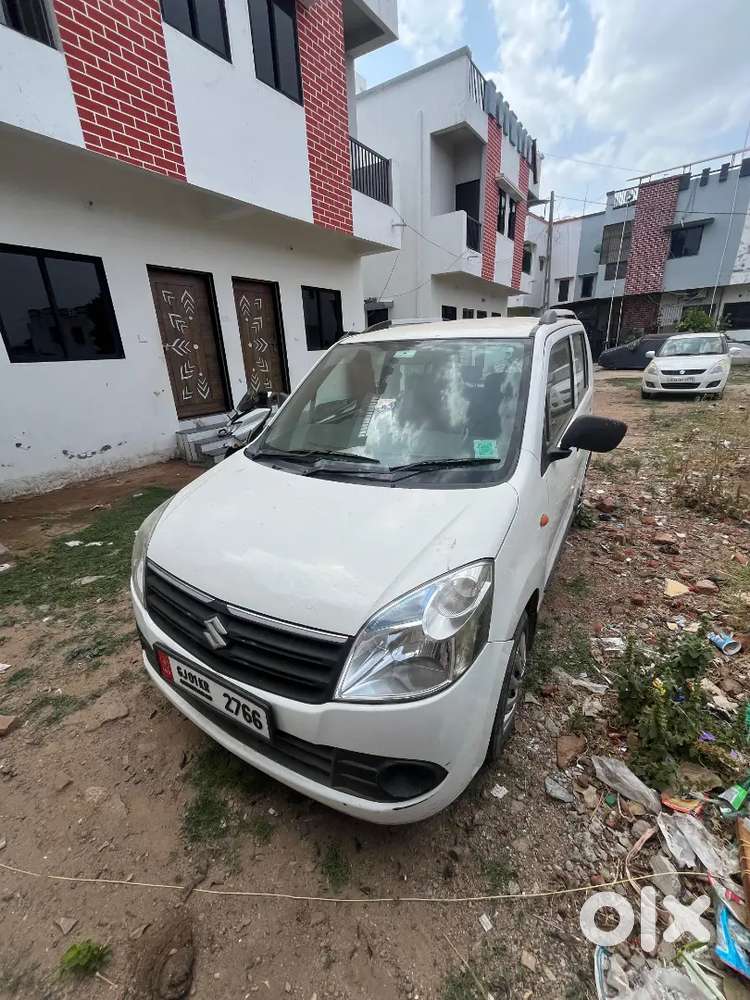 2 Power Window 
Pure Petrol Car 
2012 Model
Excellent Condition