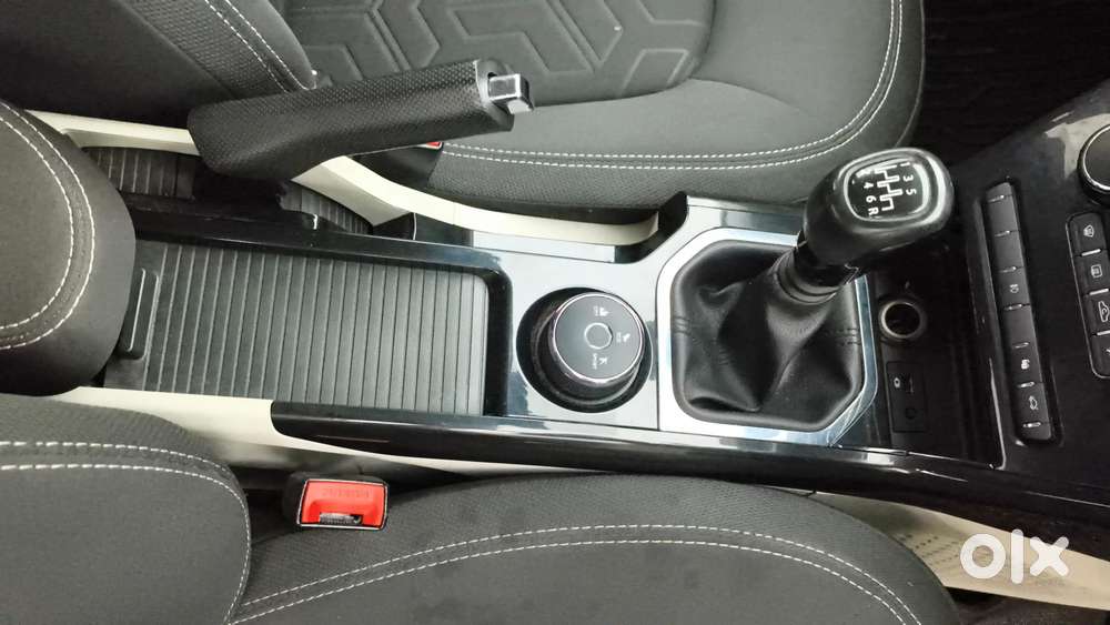 Tata Nexon 1.2 Revotron Xz Plus, 2022, Petrol