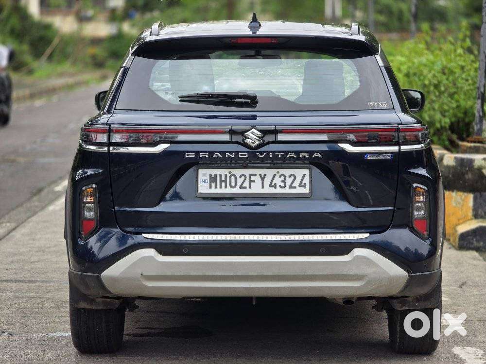 Maruti Suzuki Grand Vitara 1.5 Alpha Smart Hybrid At, 2023, Petrol