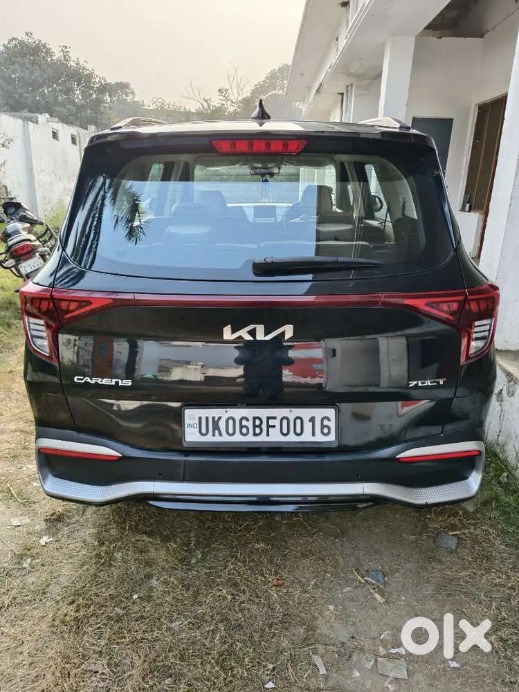 Kia Carens Prestige Plus 2023