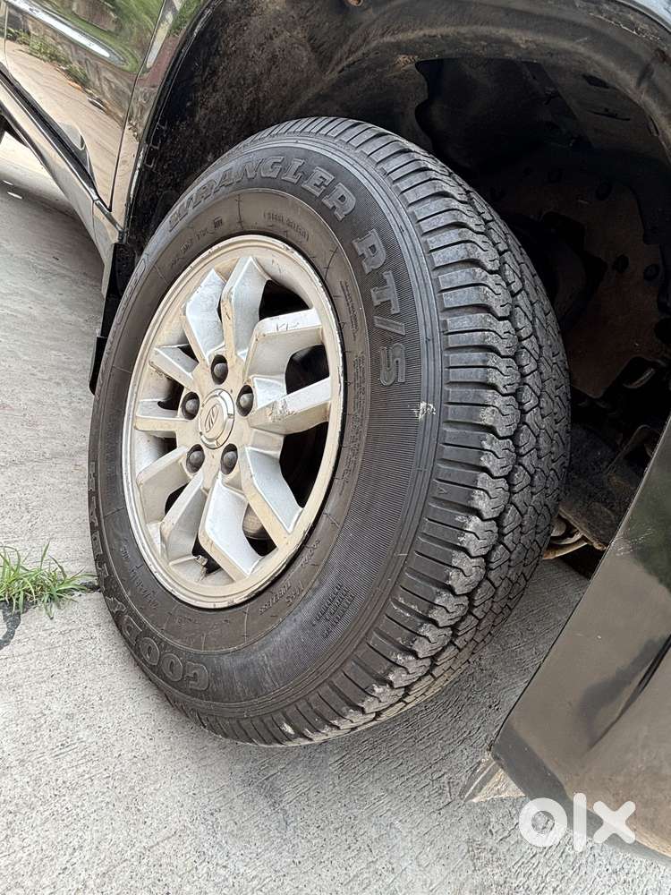 Mahindra Tuv 300 Mhawk100 T8, 2015, Diesel