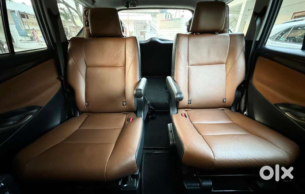 Toyota Innova Crysta 2.8z Automatic, 2017, Diesel