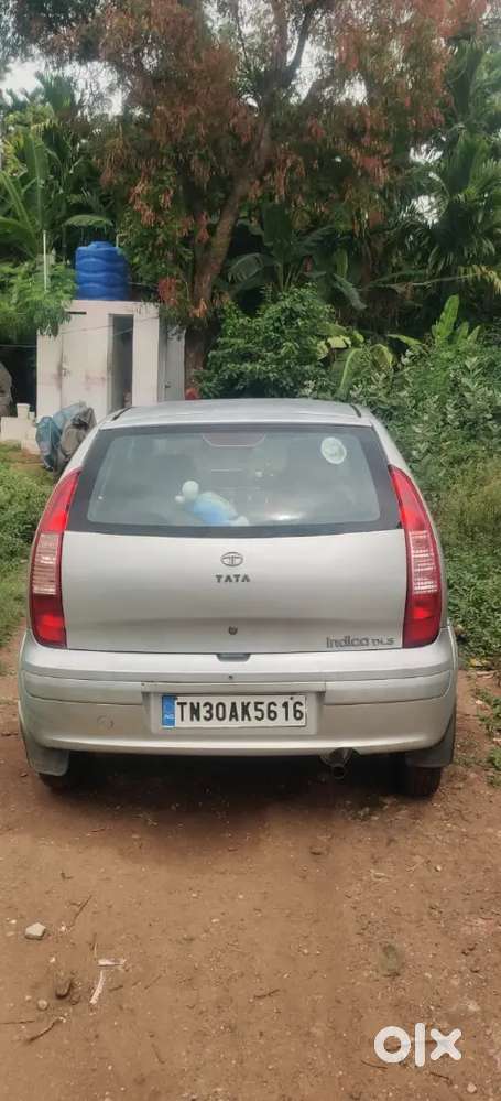 2011 Tata Indica V2