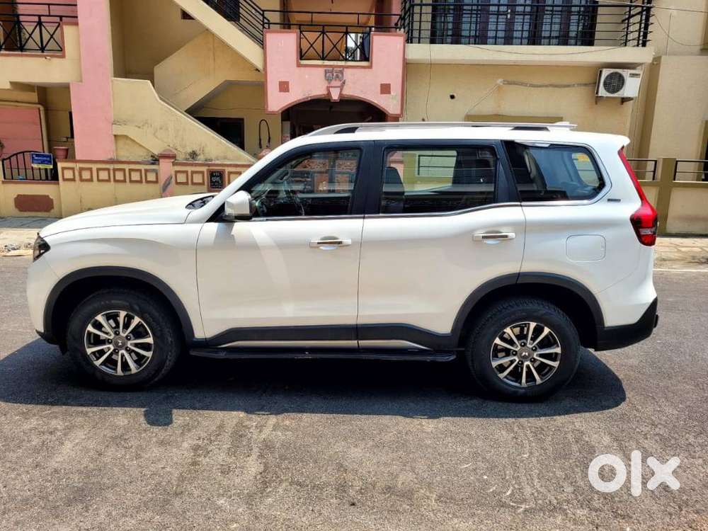 Mahindra Scorpio N Z8 Petrol Mt 7 Str, 2022, Petrol