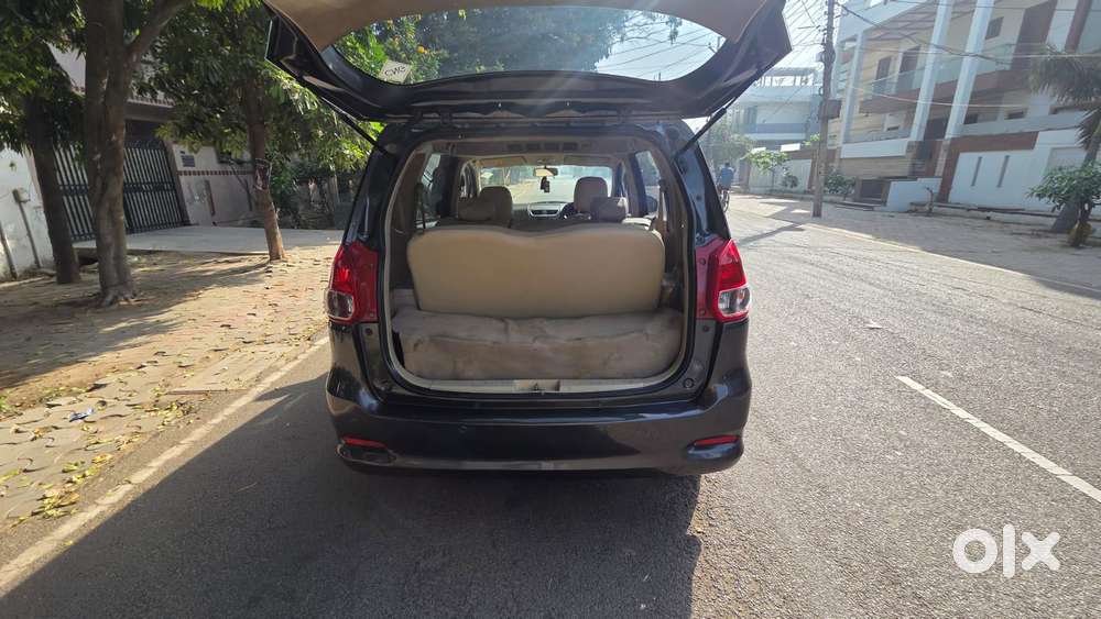 Maruti Suzuki Ertiga 2012-2015 Vxi Cng, 2018, Cng & Hybrids