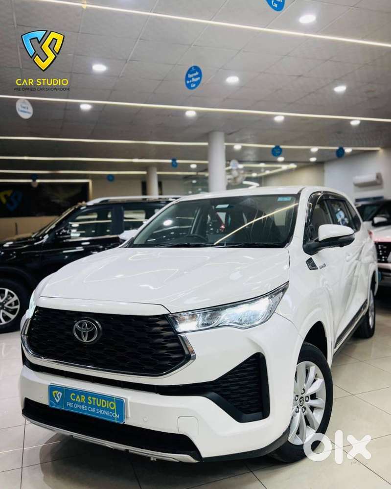 Toyota Innova Hycross 2.0 Vx Hybrid 7 Str, 2023