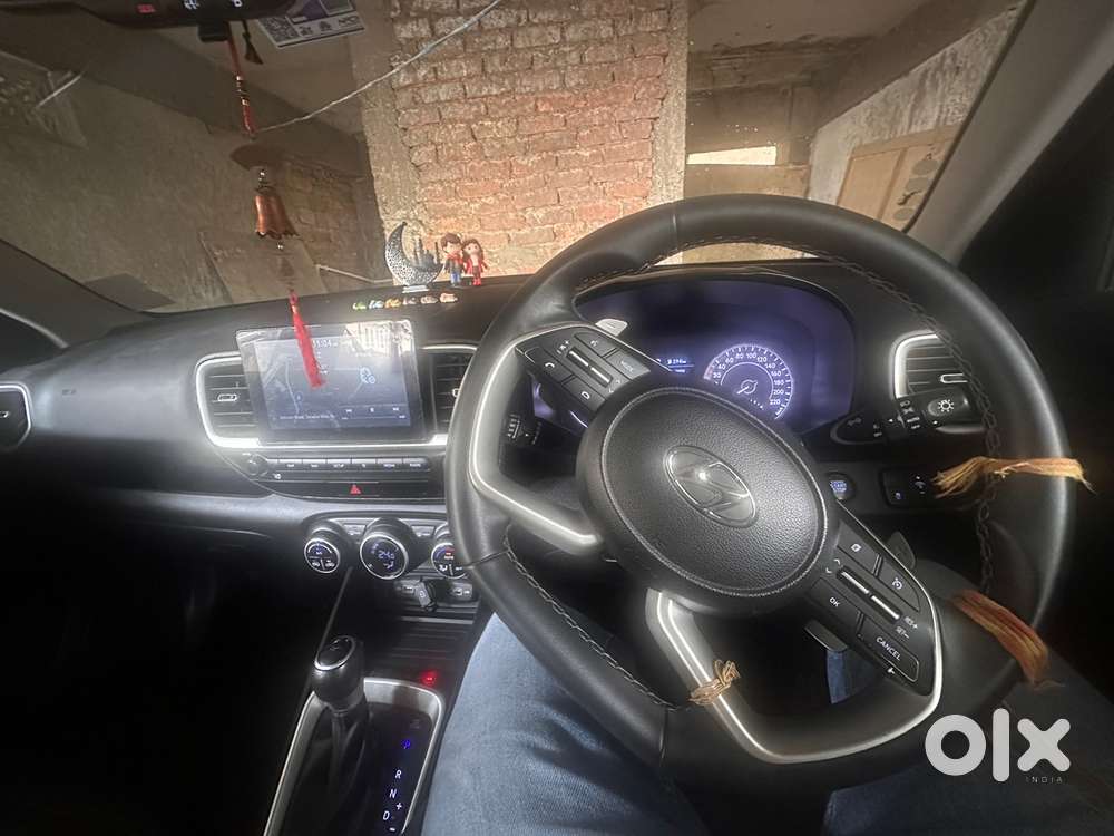 Hyundai Venue Petrol 2022