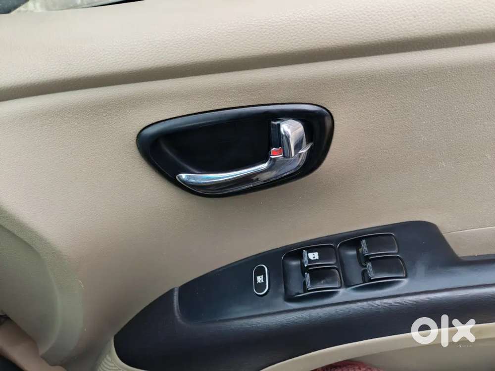 Cng Pass Bijnor Transfer 9 Inch Led Tv 4 Window Power Remote Lock