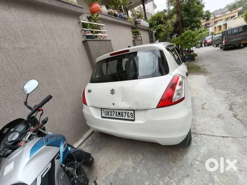 Maruti Suzuki Swift 2011 Petrol