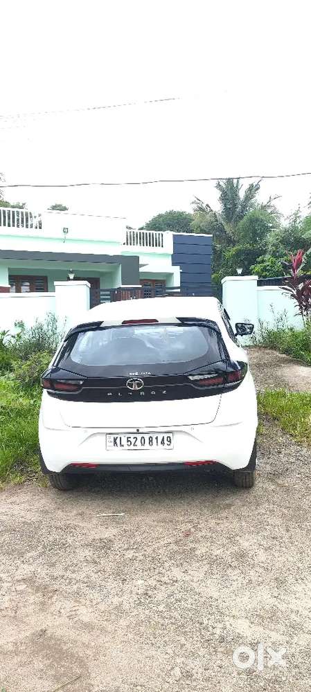 Tata Altroz 1.2 Xe 2020 Petrol Manual