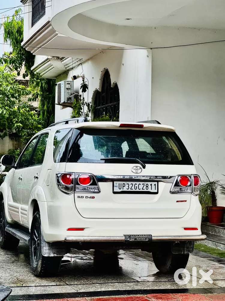 Toyota Fortuner 4x2 At, 2015, Diesel