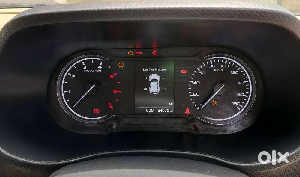 Mahindra Bolero Neo N8, 2022, Diesel