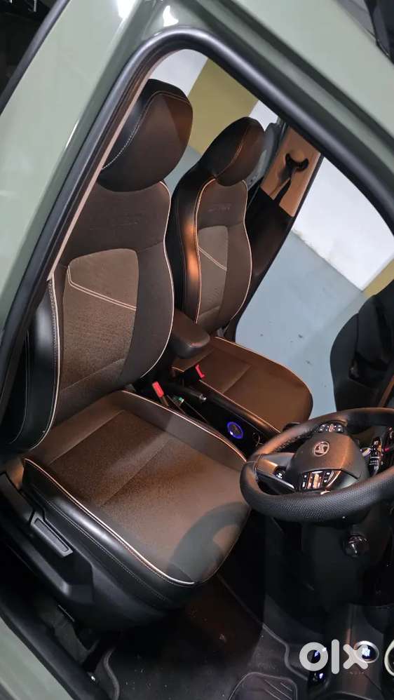 Hyundai Exter 2023 June Petrol 19600 Km Driven Automatic Top Model