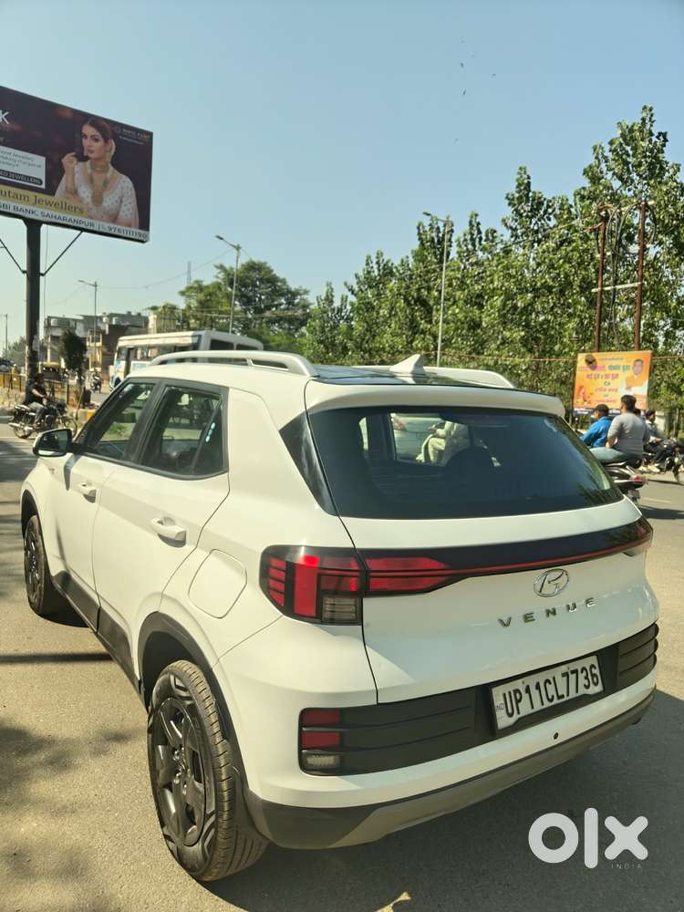 Hyundai Venue [2022-ongoing] 1.2 S, 2023, Petrol