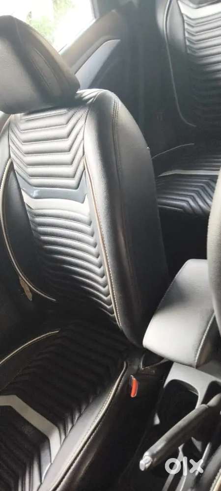 2017 Maruti Suzuki Brezza Zdi Plus