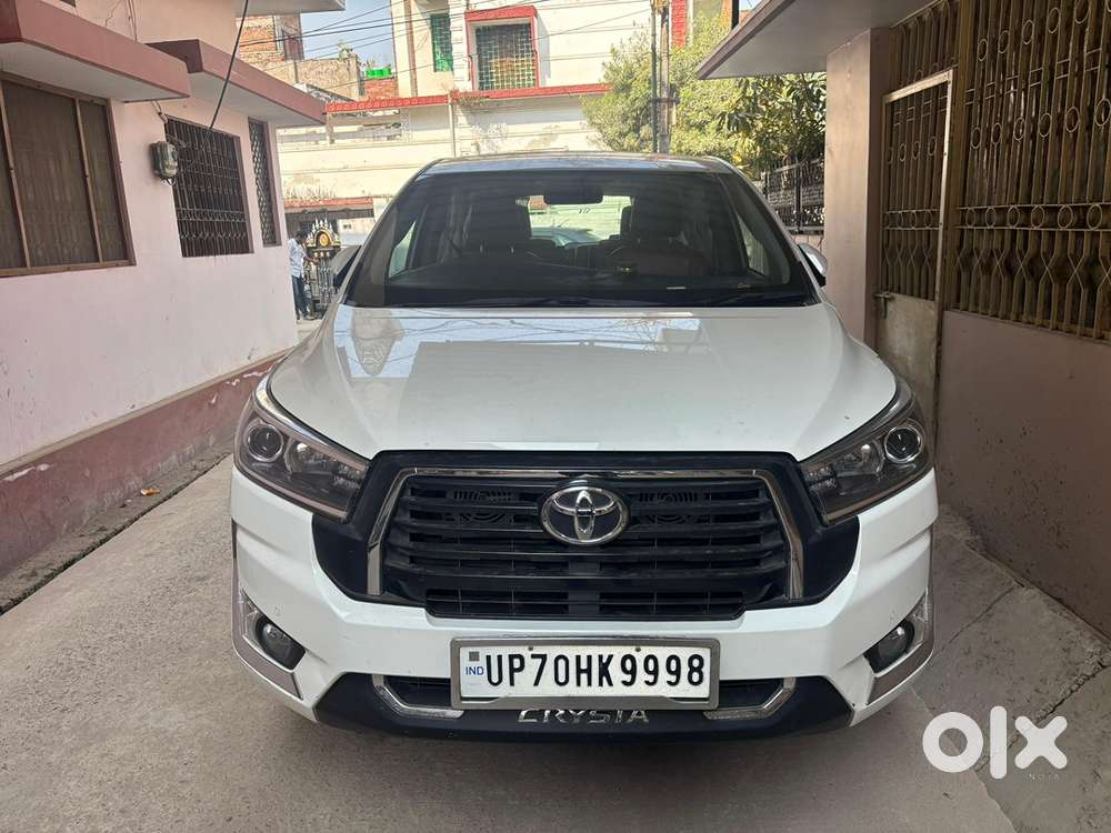 Toyota Innova Crysta Diesel 2025