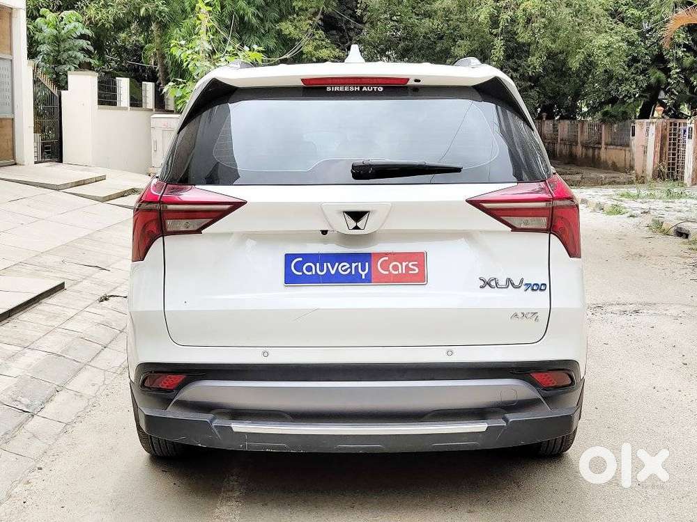 Mahindra Xuv700 2.0 Ax 5 Petrol Mt 7 Str, 2023, Petrol