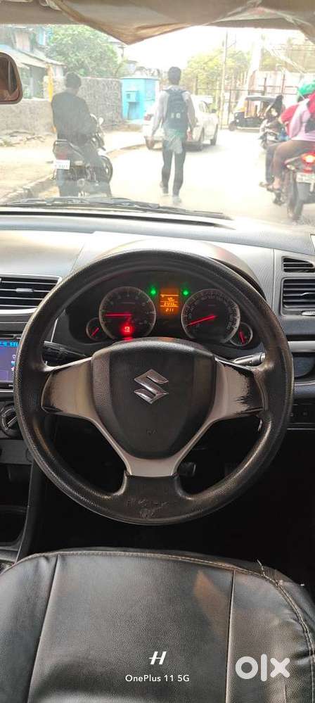 Maruti Suzuki Swift Vxi + Manual, 2014, Cng & Hybrids