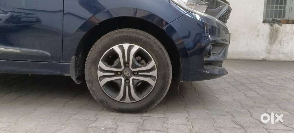 Tata Tiago 1.2 Revotron Xt (o), 2023, Petrol