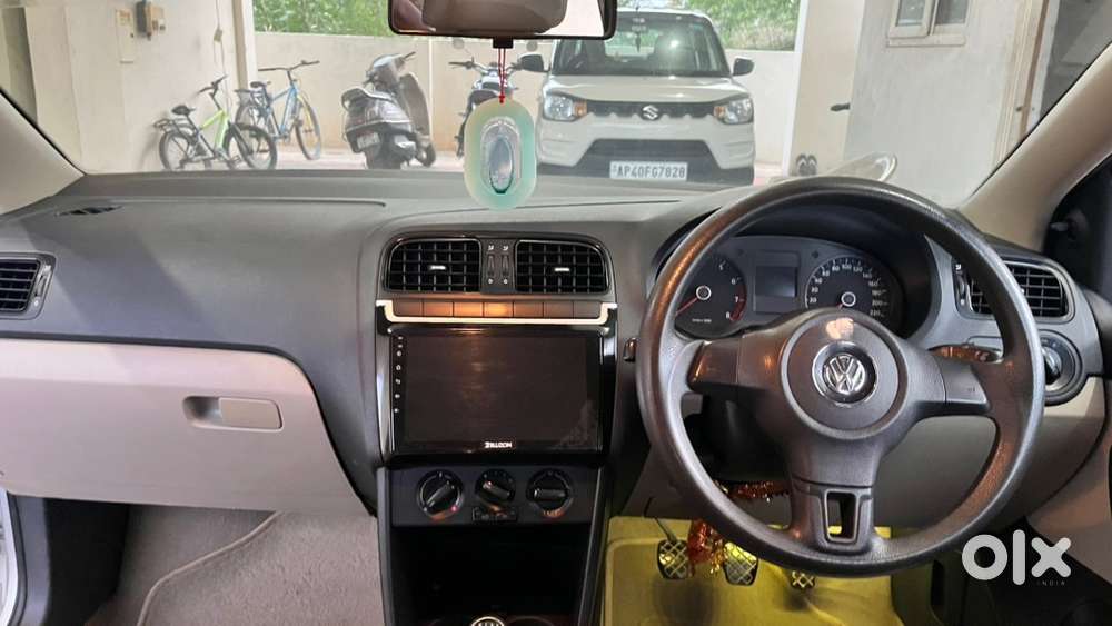 Volkswagen Polo 2011 Petrol Automatic