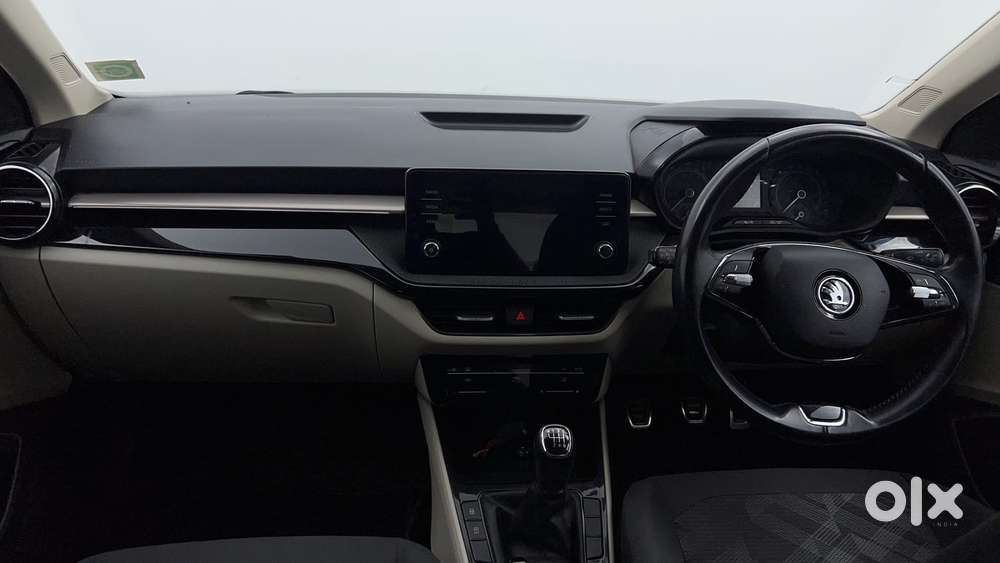 Skoda Slavia Ambition 1.0l Tsi Mt, 2022, Petrol