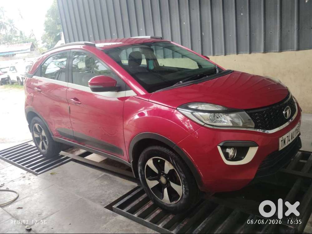 Tata Nexon 2018 1st Owner Petrol