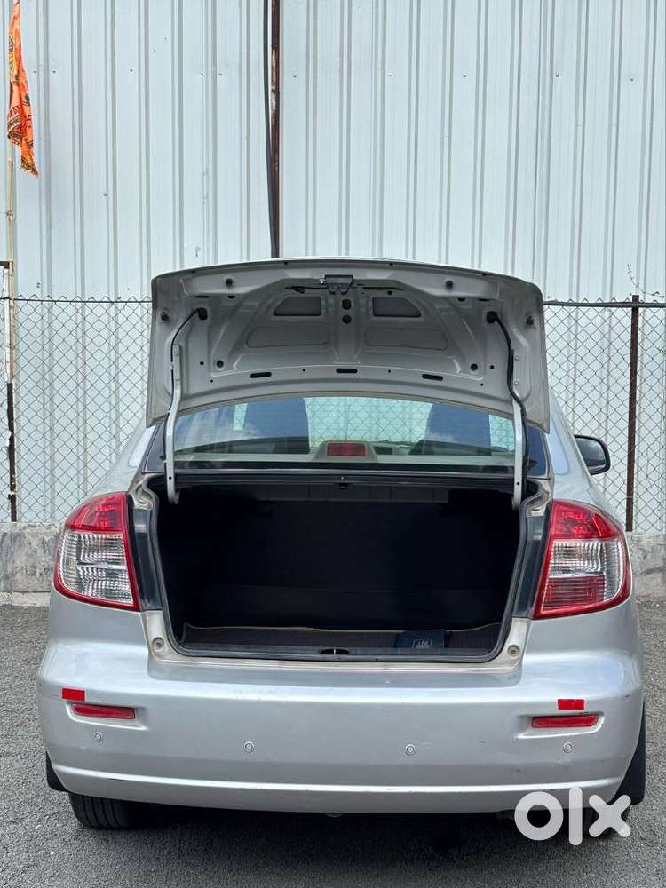 Maruti Suzuki Sx4 Vxi Bsiv, 2010, Petrol