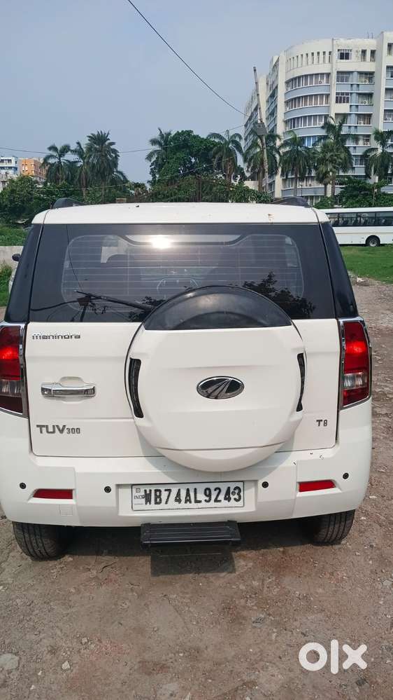 Mahindra Tuv 300 T8, 2016, Diesel