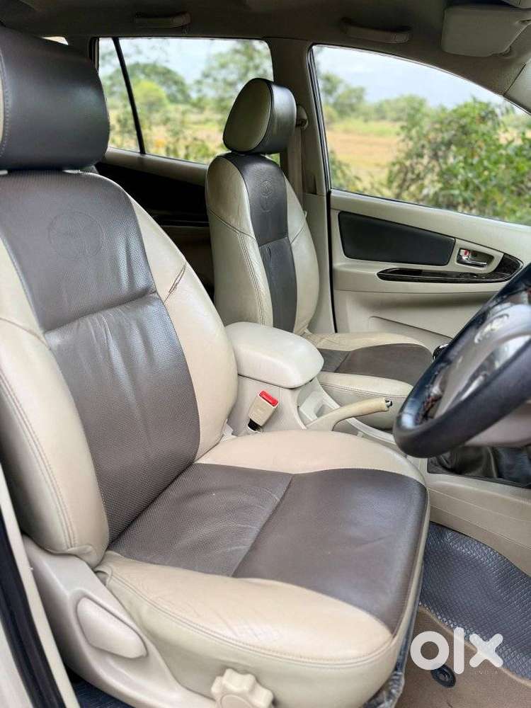 Toyota Innova 2.5 V 7 Str, 2014, Diesel