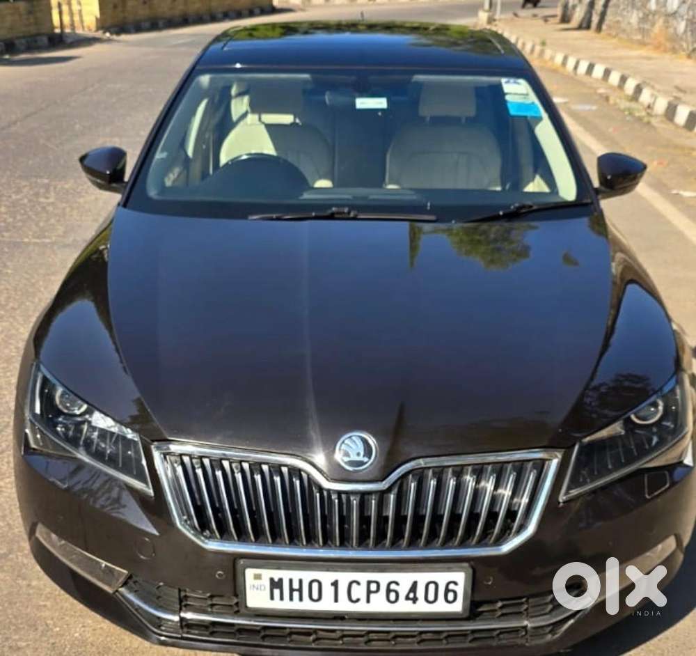 Skoda Superb Style 1.8 Tsi At, 2017, Petrol