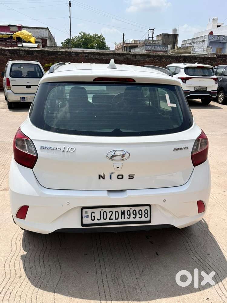 Hyundai Grand I10 Nios 2021 Sportz Petrol