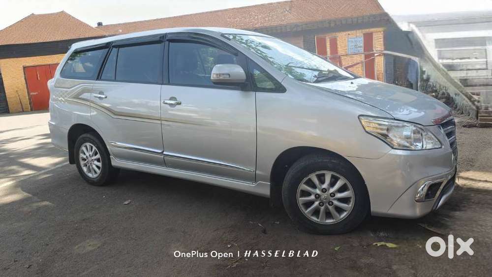 Toyota Innova 2.5 Z Diesel 7 Seater, 2014