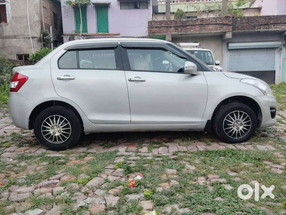 Maruti Suzuki Swift Dzire 1.2 Vxi Bsiv, 2013, Petrol
