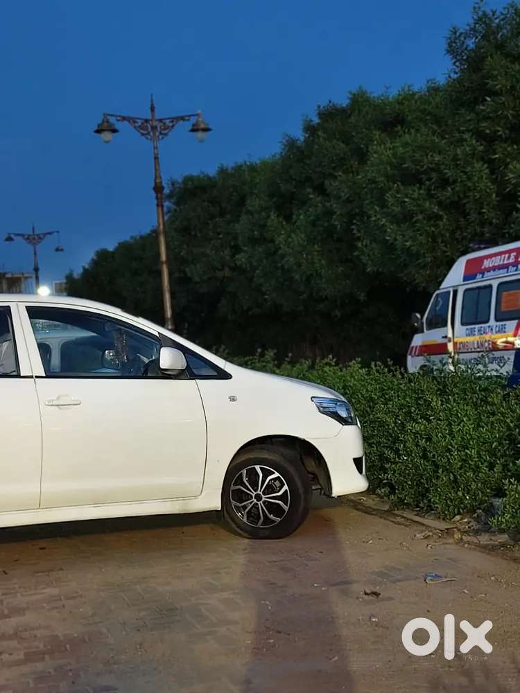 Toyota Innova 2.5 Diesel 2012